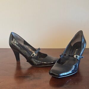 Bandolino Black Patent Leather Heels